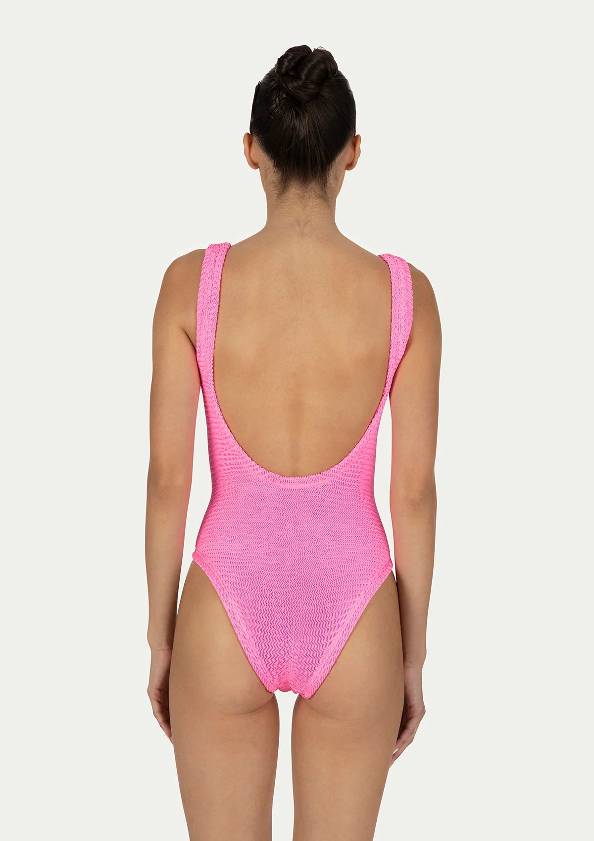 HAILEY FLAMINGO