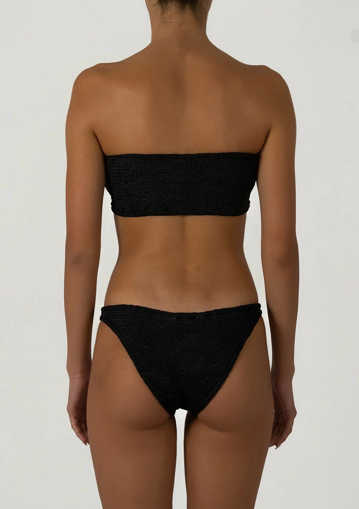 FRIDA BLACK