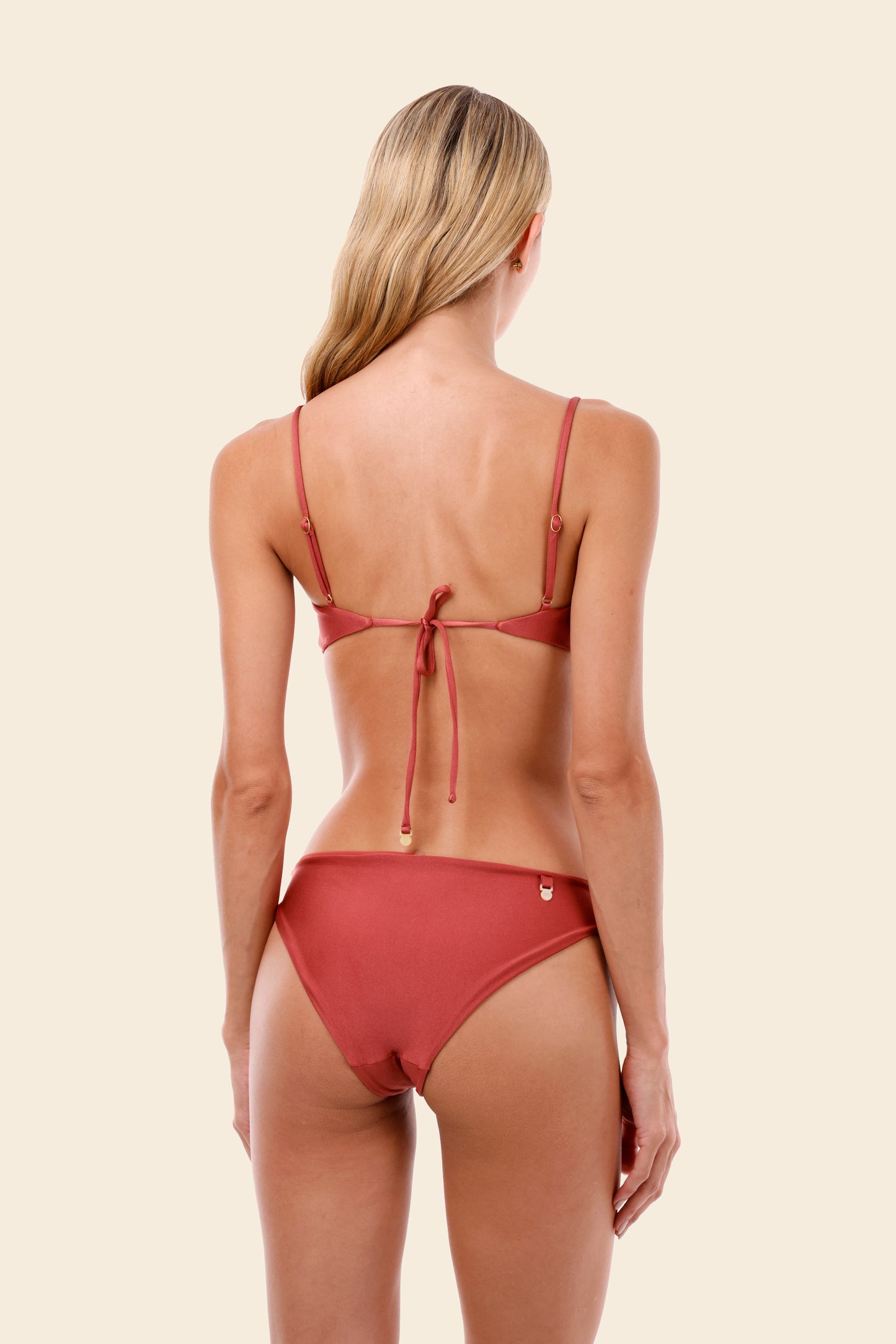 FABED ROSE TOP CONCHA BOTTOM PARAMOUNT